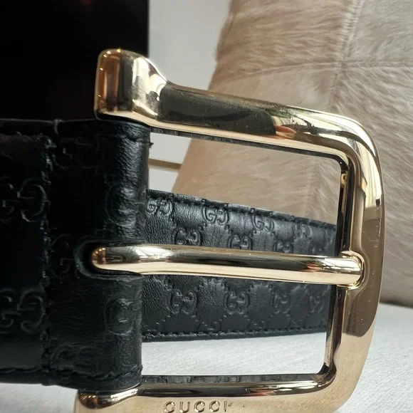 Gucci signature leather belt in black
